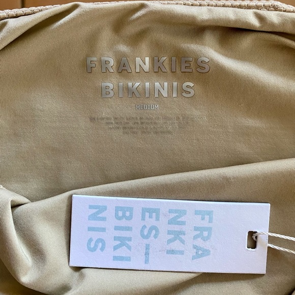 Frankies Bikini Grotto Bottom Sand - Picture 8 of 8